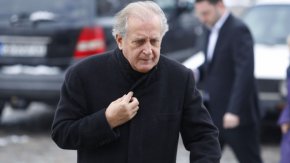 Антимонополната комисия у нас започна проверка на покупката на доставчика на тв съдържание Булсатком от дружество на бизнесмена Спас Русев, съобщиха от КЗК.