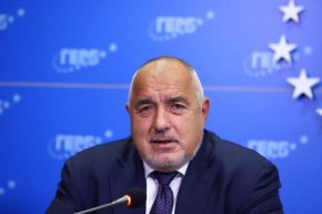 Припомняме, че  започна делото в Софийския районен съд, заведено за клевета във връзка с изказване на Борисов, че Кирил Петков и Асен Василев са вземали комисионни от договори за доставка на природен газ.

 