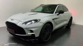 
 И така, докато стандартният DBX развива 542 к. с. със своя 4,0-литров V-8 двигател с две турбини, предлаган от AMG, новият модел DBX 707 произвежда 697 к. с. - или 707 к. с. в по-ласкавата европейска мярка.