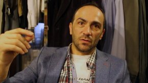 Да ти оправи ревера и яката Лолобриджида - припадаш! А това ми се случи на мен“, призна родния актьор.
