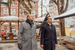 Проектът за подробен устройствен план на терена до „Синия лъв“ на ул. „Иван Вазов“ от 2017 г. до момента е връщан 3 пъти с указания за промени от направление „Архитектура и градоустройство“ на Столичната община.