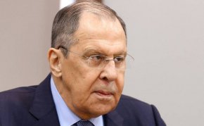  Американските служители смятат, че САЩ са "изключителна нация, различна от всички останали в света", и че са длъжни да ръководят, защото в противен случай "ще настъпи хаос"