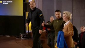 
Европейските лидери планират да обсъдят допълнителна финансова и военна подкрепа за Украйна в борбата с руската инвазия.