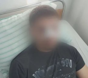 Според бащата те са полицаи, но не са дежурни, които са празнували в друго заведение повишението на техен колега.
