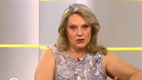 “Ръководството на тази партия да погледне какво постави на политическата сергия - едни и същи лица, които доведоха до резултати под 300 хил. гласа. Тези хора не се извинили на левите хора, че не са изпълнили обещанията си”, отчете д-р Гълъбова.
