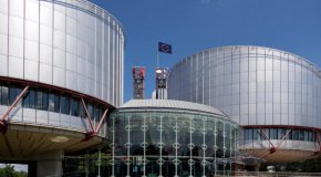 Дружеството настоява те да му бъдат върнати незабавно, тъй като сред тях има над 26 000 бутилки с ликьор Бейлис, чийто срок на годност има опасност да изтече