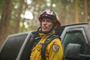  Поредицата е вдъхновена от преживяванията на звездата на сериала Макс Териот, израснал в огнената страна на Северна Калифорния.
