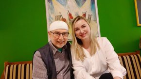 Той даде старт на Каризма преди 23 години, помагайки за първия и най-голям хит на дуета Рискувам да те имам