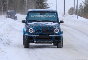 Mercedes-Benz е забелязан да тества прототипи на EQG - електрическа версия на G-класата