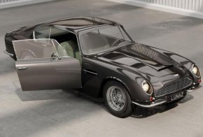 
 Тапицерията е от кактусова кожа, облицовките по пода са от рециклирани материали, а за да е в крак с 21 век са инсталирани също навигация и WiFi. 