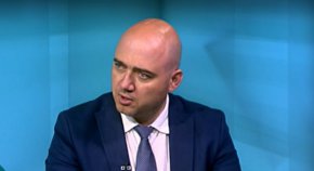 Причината са грешки в заданието, които не могат да бъдат отстранени по време на процедурата. В техническата спецификация на обществената поръчка не са поставени изисквания относно минимални критерии/насоки, които да бъдат прилагани от изпълнителя при извършването на подбора на участниците във всеки заявен тур.