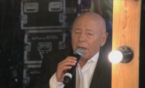 Във филма се преплитат и текстове от автобиографията на Тодор Колев –  Варненското софиянче от Шумен.

