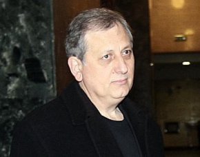 
Бившият върховен прокурор Боян Тошев осъди прокуратурата да му плати 160 000 лв. обезщетение за пенсионирането му (главница и лихва), а не само две заплати и половина, колкото му определили, съобщава Лекс. Решението е на Софийския градски съд (СГС) и не е окончателно.