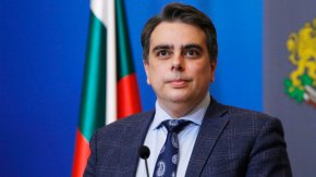  Явно Василев влиза в коалицията на Свиленски и Ц. Ганев!", пише военният министър Д. Стоянов.