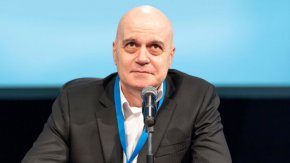
Този коментар написа във фейсбук лидерът на "Има такъв народ" Станислав Трифонов.
