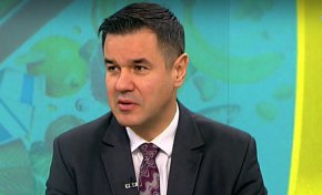 "Ако се вземе във вторник общоевропейско решение на въпроса, категорично изискването на такова решение ще бъде всяка от държавите да снеме всяка от забраните, които едностранно е въвела. Дори тази забрана у нас да не започне да работи, ще изиграе своята роля като част от преговорите с ЕК", обясни Стоянов.