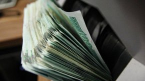 
Запазва се възможността за публичните дружества да разпределят и междинен 6-месечен дивидент, при спазване на изискванията на чл. 115в от Закона за публичното предлагане на ценни книжа.