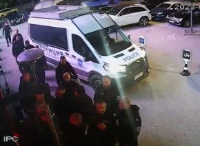 
След масовата полицейска акция от края на миналата седмица ръководството на пловдивската дирекция на МВР определи действията като законни. Разпоредена бе вътрешна проверка, а прокуратурата също проверява казуса.