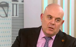 
„Всичко това ще е полезно за съдебната власт и за българските граждани“, допълни той.