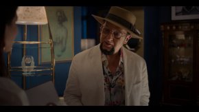 Между двете ще избухне тиха война, а за капак момичето ще попадне в кошмарна ситуация, в която ще я забърка лично лорд Евгени Минчев, който влиза в ролята на дързък продавач. Сериалът ще ни срещне и с младите, и напористи нови собственици и управители на Агенцията за недвижими имоти EST Properties - Даниел Бонев (Иван Тодоров) и Никола Алексиев (Никола Парашкевов).
