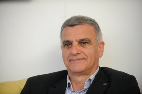 Стефан Янев