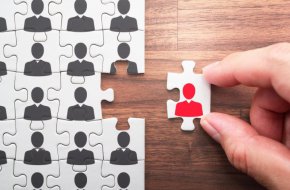 
Общо в 19 страни-членки е отчетен ръст на дела на заетите, но в пет е регистрирано намаление, като най-голямо е то в Словения – минус 1,6 процентни пункта.   