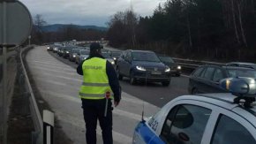 Смъртните случаи по пътищата