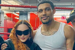 
Мадона е принудила новото си 29-годишно гадже боксьорът Джош Попър да подпише споразумение, задължаващо го да не разкрива тайни от спалнята. Източници твърдят, че 64-годишната певица е решила да не продължава с любовните отношения, докато младият мъж не се съгласи с нейните условия. "Правило номер едно при срещите с Мадона е да не говориш за Мадона", казва източник, близък до поп дивата.