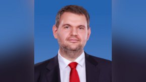 
Законът е разработен от екип на движението, воден от Мустафа Карадайъ и Делян Пеевски, уточни Анастасов.