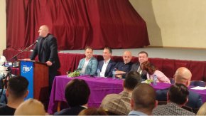 

Вицепремиерът Мария Габриел заяви пред Националното съвещание на ГЕРБ, че повече от всякога е нужно правителството да работи за национално отговорен дневен ред и за европейското развитие на България, и предупреди: