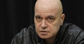 
Днес депутатите на ПП-ДБ гласуваха заедно с депутатите на ГЕРБ да бъде запазен имунитета на Бойко Борисов.
