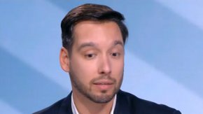 

Моля, като крадете бензин (за трети път за последната една година), поне ми оставяйте достатъчно, за да стигна до бензиностанция