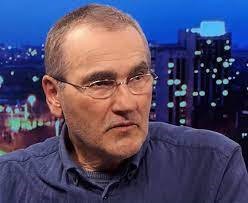 Съвсем не е дребен въпрос това, дължат ни обяснение - каква е отровата, как се бутилира тази вода?