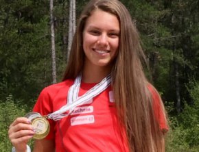 
Българката направи пет пропуска в четирите си стрелби, като пробяга дистанцията за 24.33,8 минути.