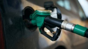 
През последните дни за подсилване на ефекта украинските сили обявиха за свои цели петролните танкове, с които нефтът се пренася от РФ към нашия петролен порт Росенец, преминал тази седмица под управлението на човек на Доган.