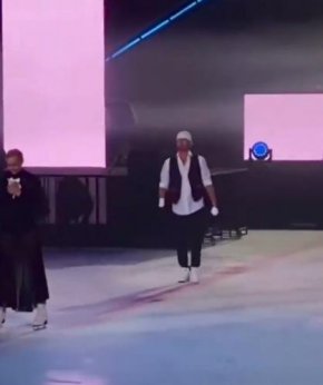 
Разплаках се.
Уникален човек! Желязна воля!
С огромно уважение!
Респект, смаяност, поклон, чудо, и пак … респект, смаяност, поклон … и сълзи …", пише д-р Н.Щонова.

 