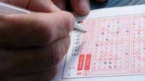 
Трима членове на УС на Българския спортен тотализатор, включително председателят на борда, са освободени със заповед на министъра на младежта и спорта Димитър Илиев, съобщават от пресцентъра на спортното министерство.
