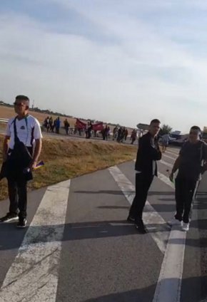 Преходът изисква време
