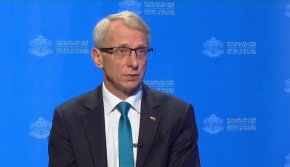 
Част от зададените към момента въпроси са за заплатите в различни държавни администрации и ведомства.
