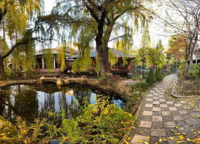 Златна есен в Маринела, Японската градина
