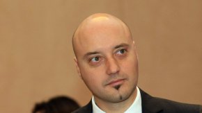 
По думите му обвинител номер 1 остава ръководител на Върховната прокуратура и председател на Прокурорския съвет.