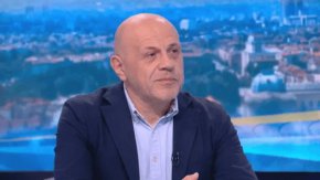 

По отношение на Бюджет 2024 г. Дончев уточни, че се надява в проектобюджета за догодина да има 0% дефицит, а не 3%.