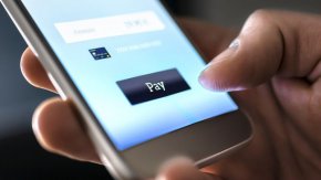 
Очаква се извършителите да бъдат задържани у нас.

 