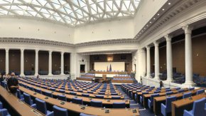 
На извънредно заседание днес депутатите от Комисията по енергетика отхвърлиха ветото на президента. 