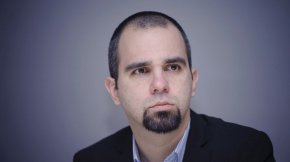 
 „ПП са потеглили натам, накъдето много други партньори на Бойко Борисов стигнаха”, заяви пред БНТ политологът Първан Симеонов. “Промяната лека-полека намалява своето влияние. Трябва да има разлика между ПП и ДБ. ДБ като по-вкоренена и по-стара и може би малко по-мъдра формация удобно се скрива от време на време”, коментира той.