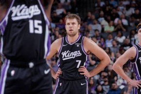 Александър Везенков и отборът му Сакраменто Кингс допуснаха втора загуба от началото на сезона 
