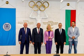 Обновена зала за щанги в НСА