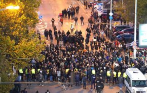 Проф. Мавров има над 10 години опит в системата на здравеопазването и в областта на управлението на здравеопазването, в управлението на НЗОК като председател на Надзорния съвет на институцията, в управлението на болница „Св. Георги“ - Пловдив като заместник-директор по административните и икономическите въпроси, бил е и началник на кабинета на министъра на здравеопазването, се посочва в мотивите за издигане на кандидатурата.