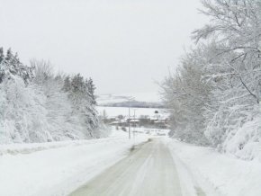 Ограничено е движението на автомобили над 12 тона