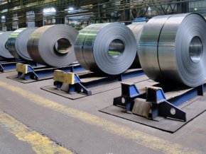 
Новолипецката стомана, или НЛМК, е една от четирите най-големи стоманодобивни компании в Русия. Тя произвежда предимно плоски стоманени изделия, полуготови стоманени изделия и електротехнически стомани.